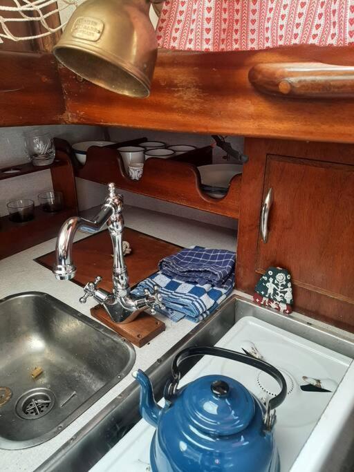 Hotel Cosy Sailingboat In Vlissingen Zewnętrze zdjęcie