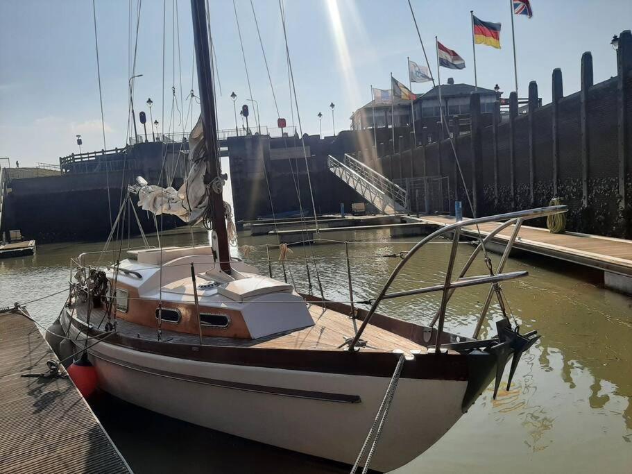 Hotel Cosy Sailingboat In Vlissingen Zewnętrze zdjęcie